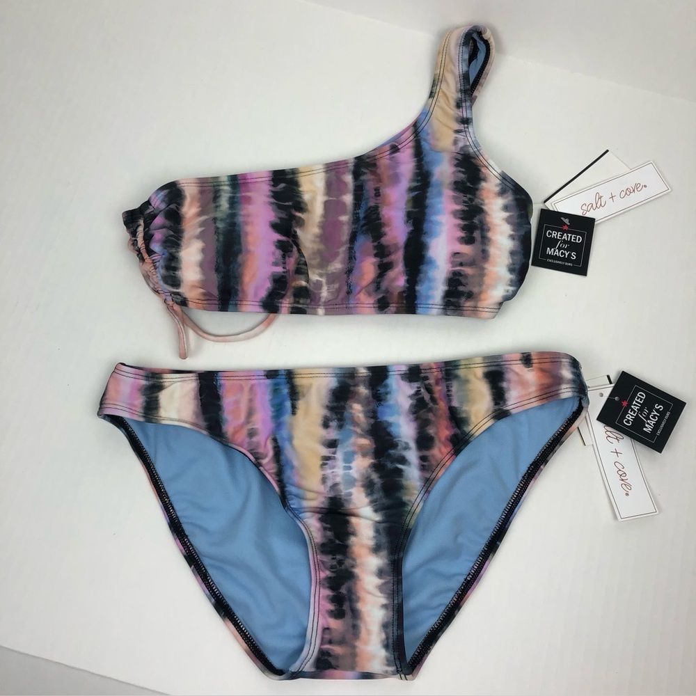 Salt + Cove Multi Color One Shoulder Swimsuit Set

Condition:  NWT

Size: M